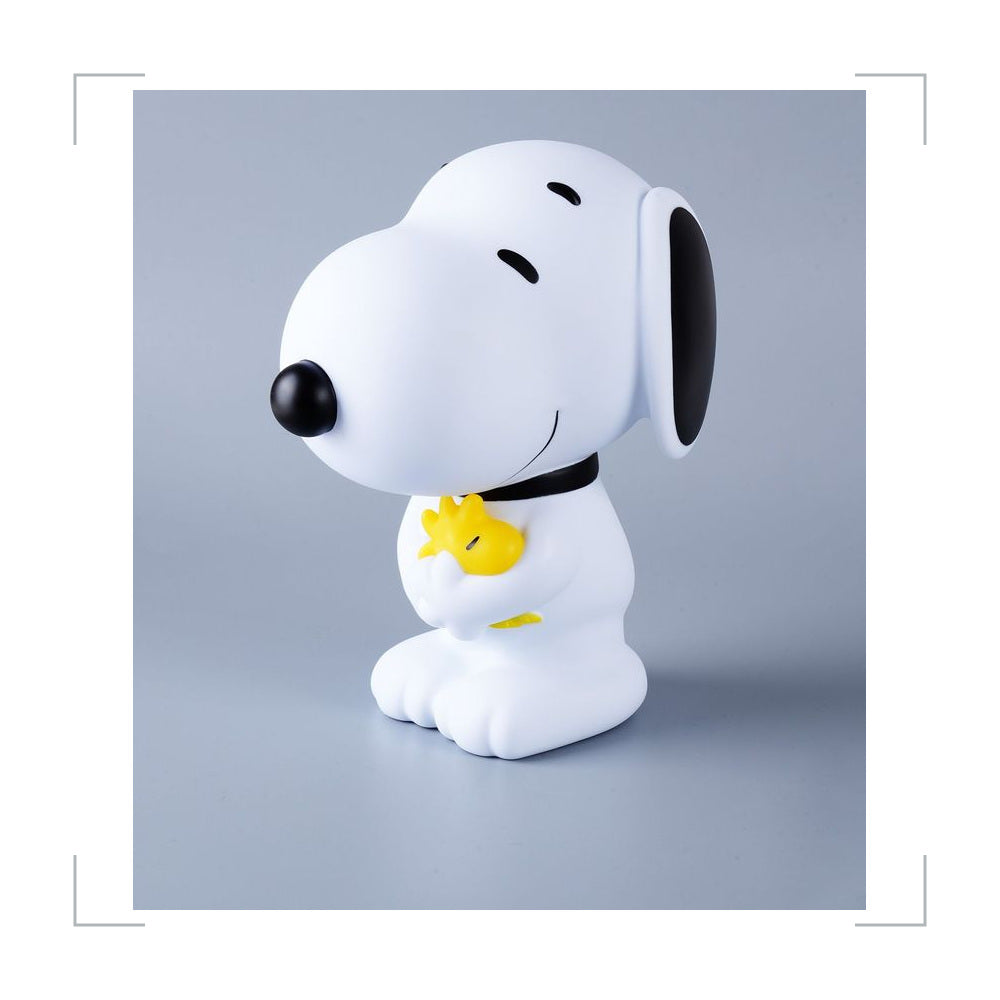 A PVC sculpture of a white beagle.