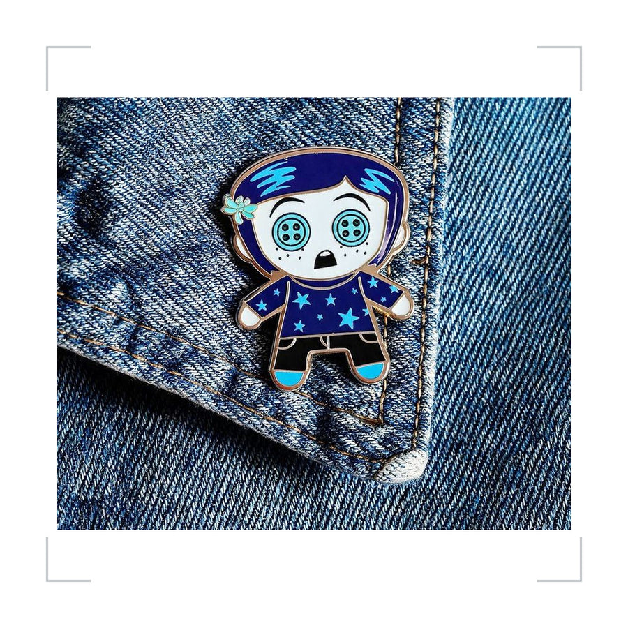[BG_UNKNOWN] Coraline Zinc Alloy Pin 2