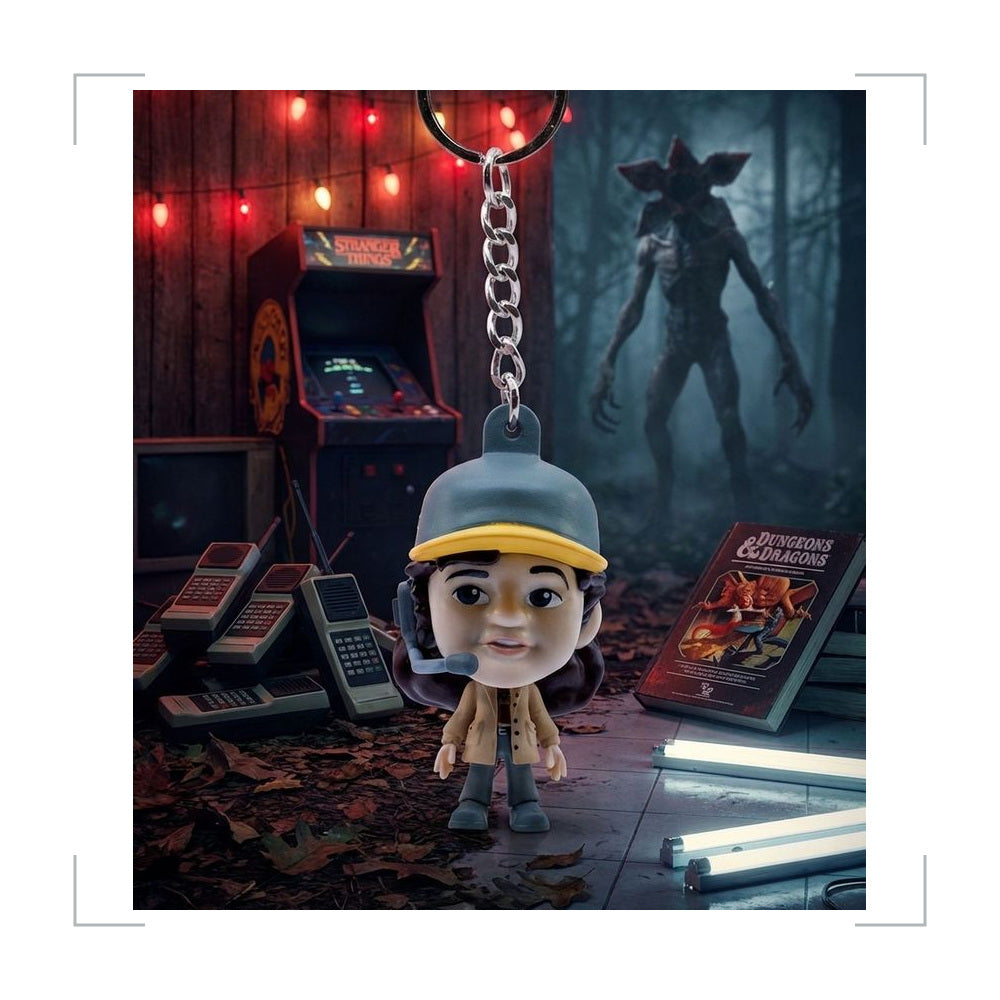 [BG_UNKNOWN] Stranger Things PVC Keychain 3